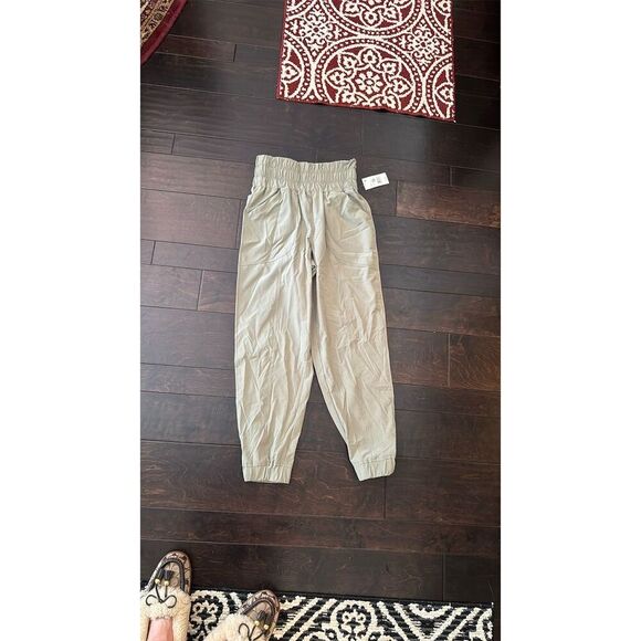 Vanilla Star Juniors Jogger Pants olive drab Size S Elastic Waist Casual - Picture 2 of 11